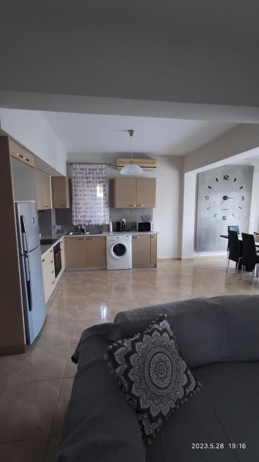 Apartamento Urbi Garden Artemida  Exterior foto