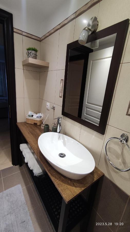 Apartamento Urbi Garden Artemida  Exterior foto